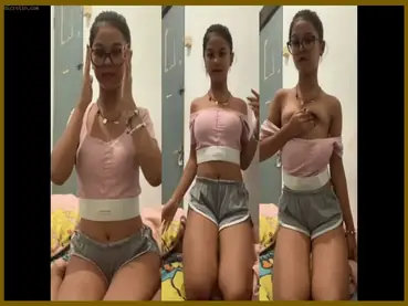 Caroline Update Pamer Body Lagi Di Kamar