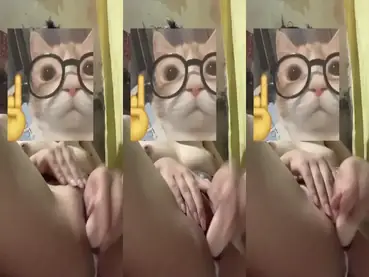Dokumentasi VAVYVIO Cantik Live Kasur Wet