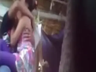 Gadis Bispak Cantik Pasrah Goyang Kasur