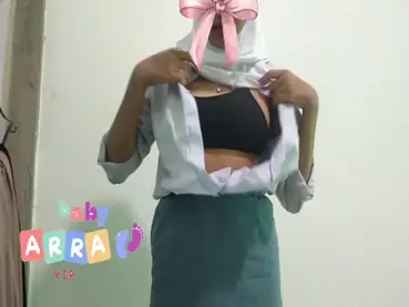 Gadis Cantik Pasrah Goyang Kasur Bareng Pria