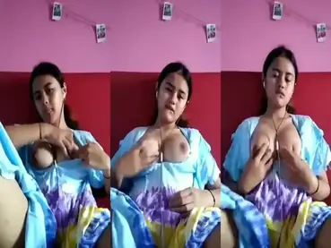 Gadis Cantik Pasrah Goyang Kasur Om Hot