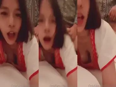 Gadis Cantik Pasrah Posisi Doggy Kasur Pacar
