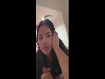 Gadis Cantik Penurut Pasrah Goyang Kasur Crot