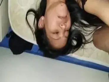 Tante Janda Black Cantik Pasrah Goyang Kasur
