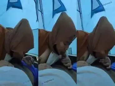 Ukhti Hijab Cantik Pasrah Servis Kasur Tenda