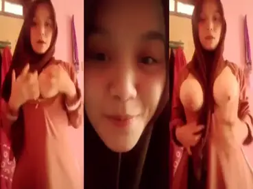 Ukhti Hijab Semok Cantik Live Bersantai Kasur